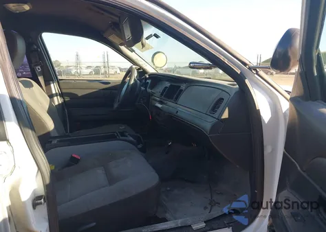 2011 Ford Crown Victoria Police Interceptor from USA, damaged, VIN 2FABP7BV5BX182634